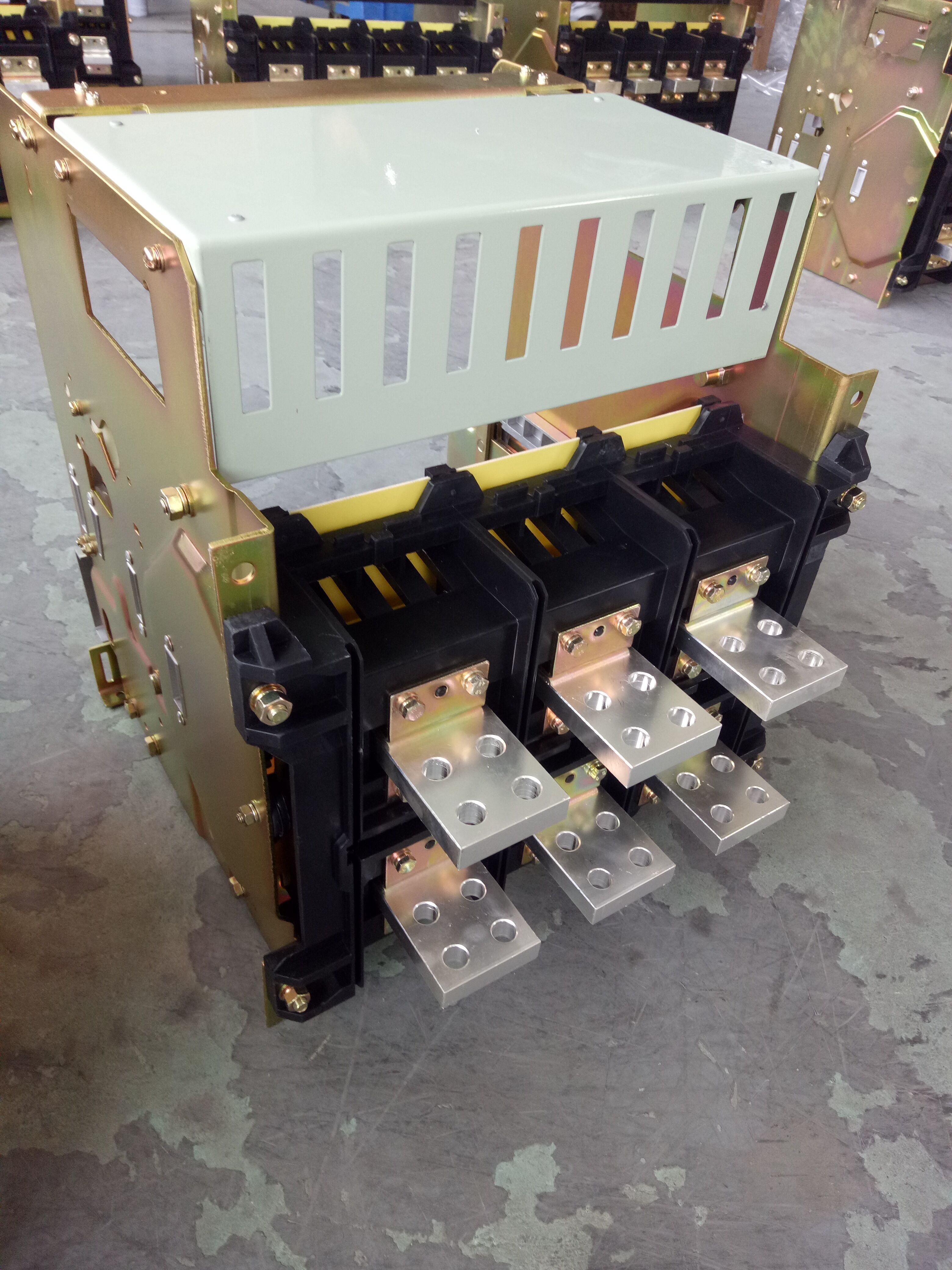 45抽屜座1600三級(jí)加長(zhǎng).jpg 45抽屜座1600三級(jí)加長(zhǎng).jpg