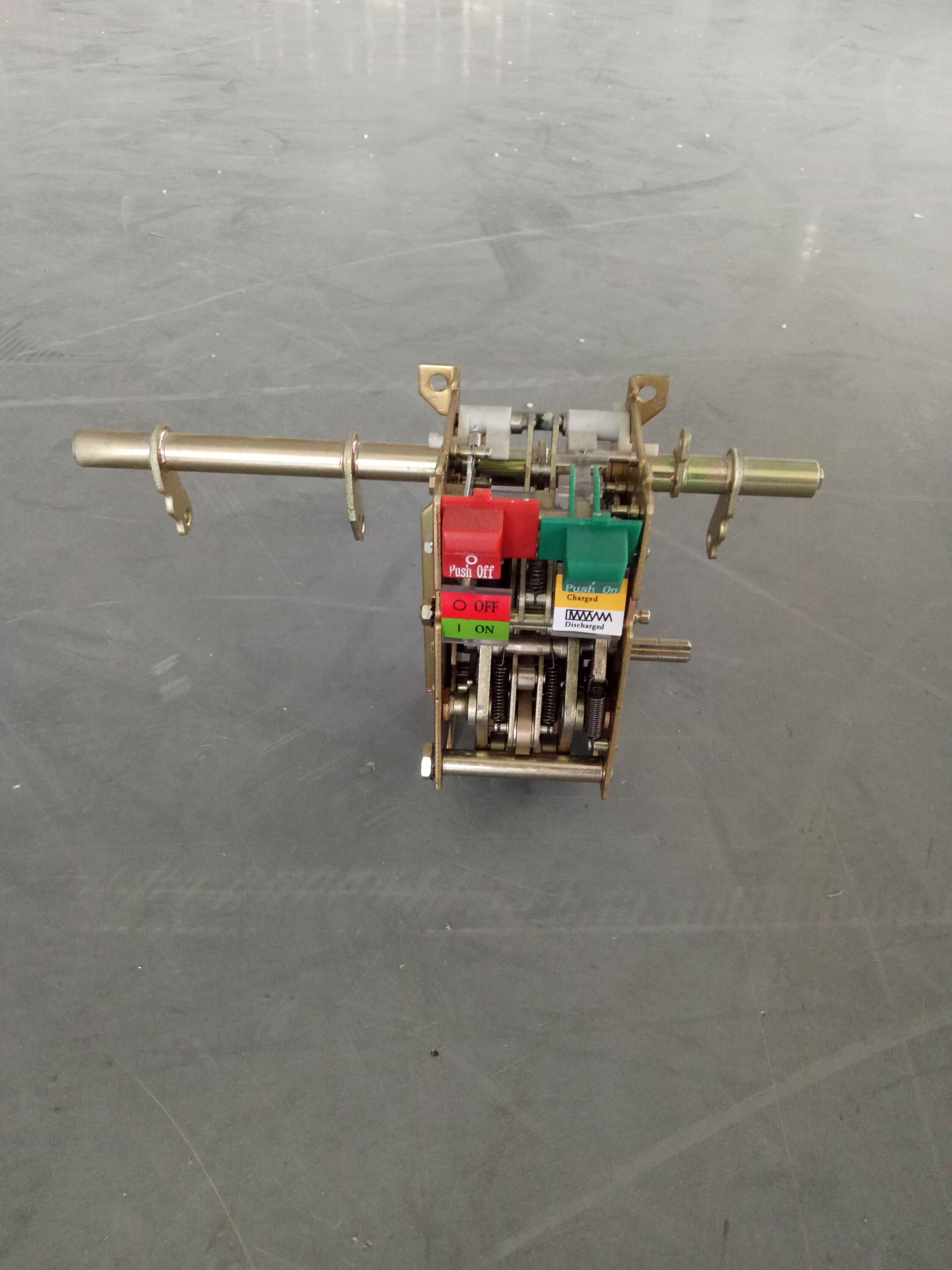 450操作機(jī)構(gòu)框一四級(jí).jpg 450操作機(jī)構(gòu)框一四級(jí).jpg